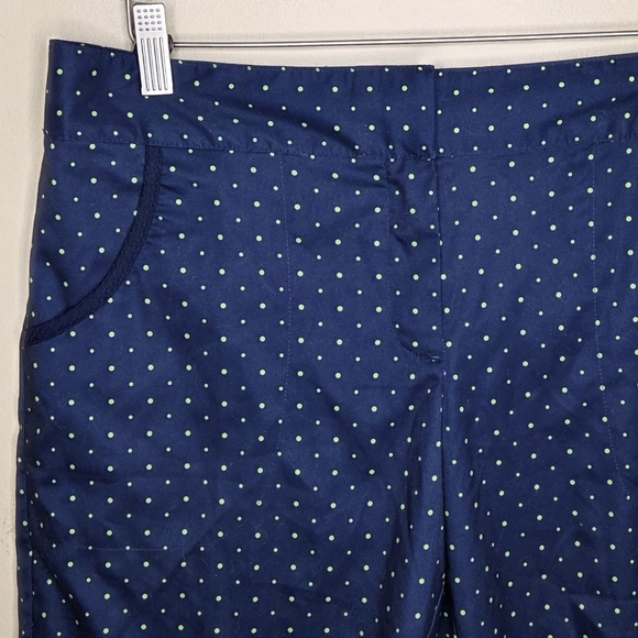 NWT Izod | Navy Blue Green Polka Dot Bermuda Golf Shorts Size 6 - Picture 3 of 5